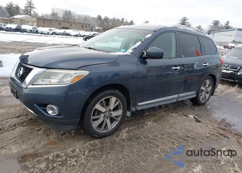 2015 Nissan Pathfinder Platinum из США, поврежденный, VIN 5N1AR2MM8FC658767